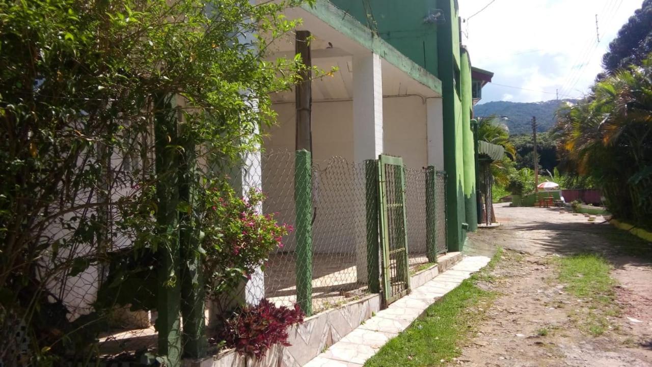 Pousada Familia Relaxe Na Serra Da Mantiqueira Санту-Антоніу-ду-Піннял Екстер'єр фото