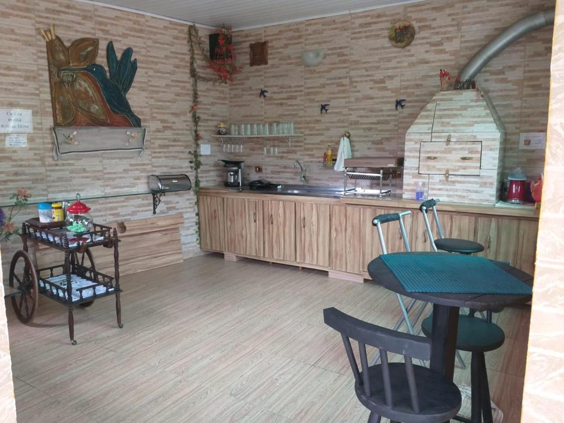 Pousada Familia Relaxe Na Serra Da Mantiqueira Санту-Антоніу-ду-Піннял Екстер'єр фото